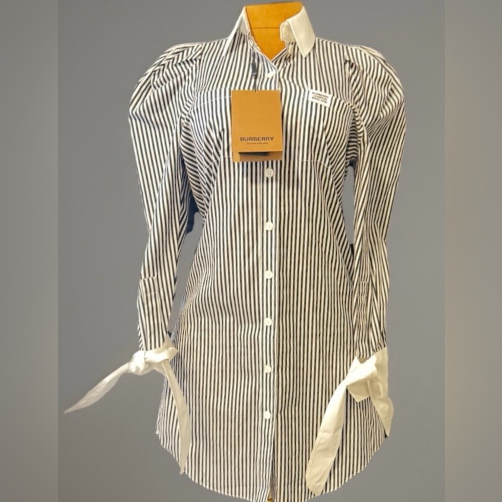 💰⬇️ BURBERRY 
Black & White Striped Shirt Dress - Picture 4 of 12